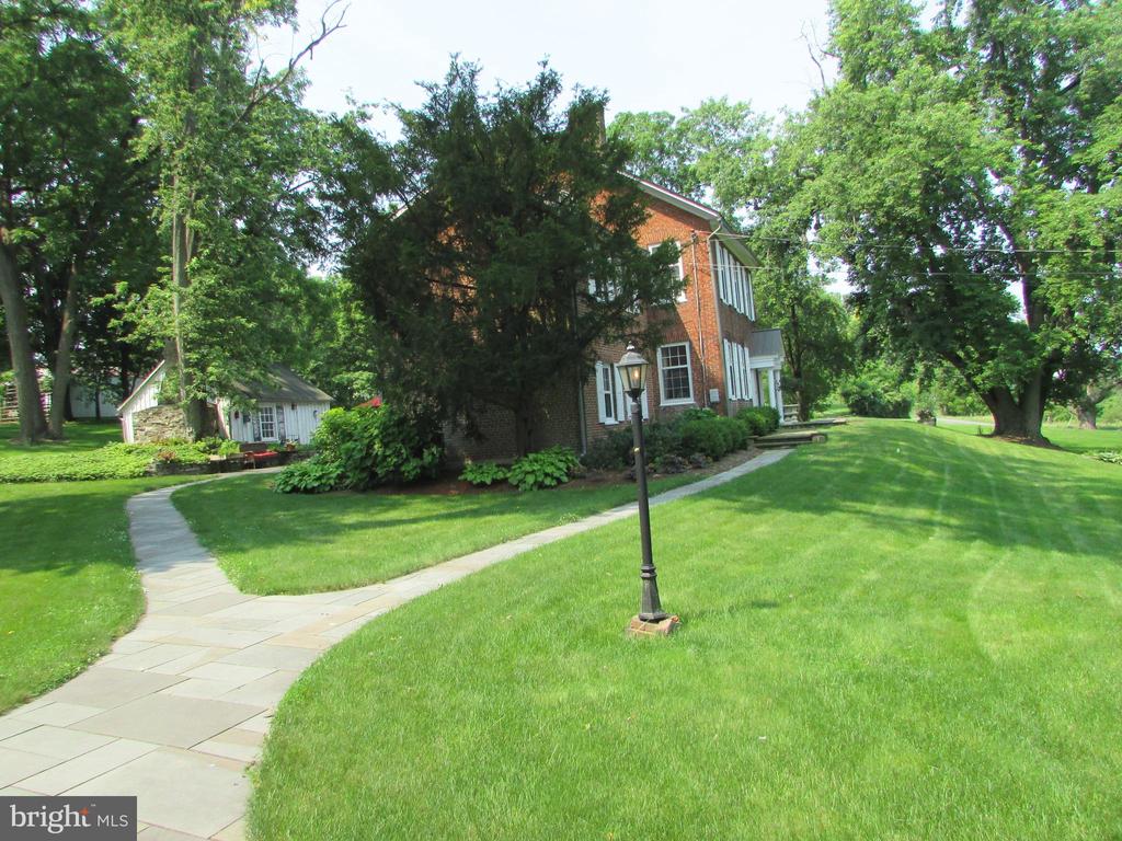 1150 LINDEN HALL ROAD