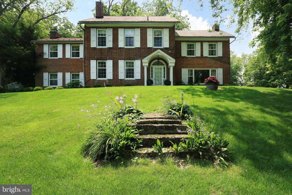 1150 LINDEN HALL ROAD