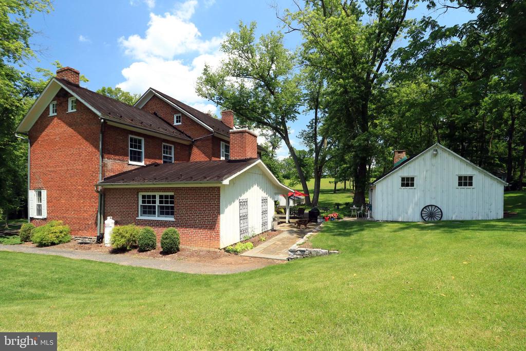 1150 LINDEN HALL ROAD