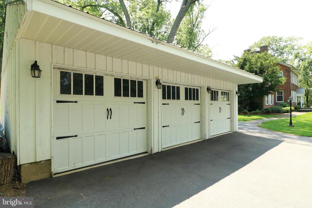 1150 LINDEN HALL ROAD