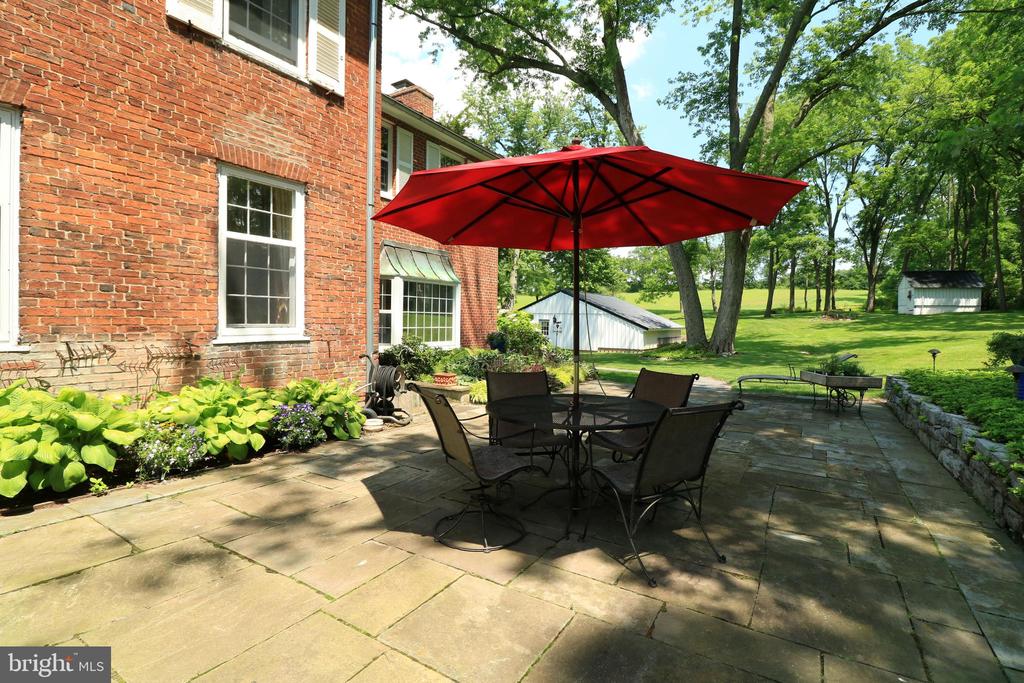 1150 LINDEN HALL ROAD