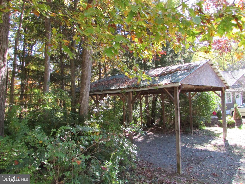 454 & 460 SYLVAN DRIVE