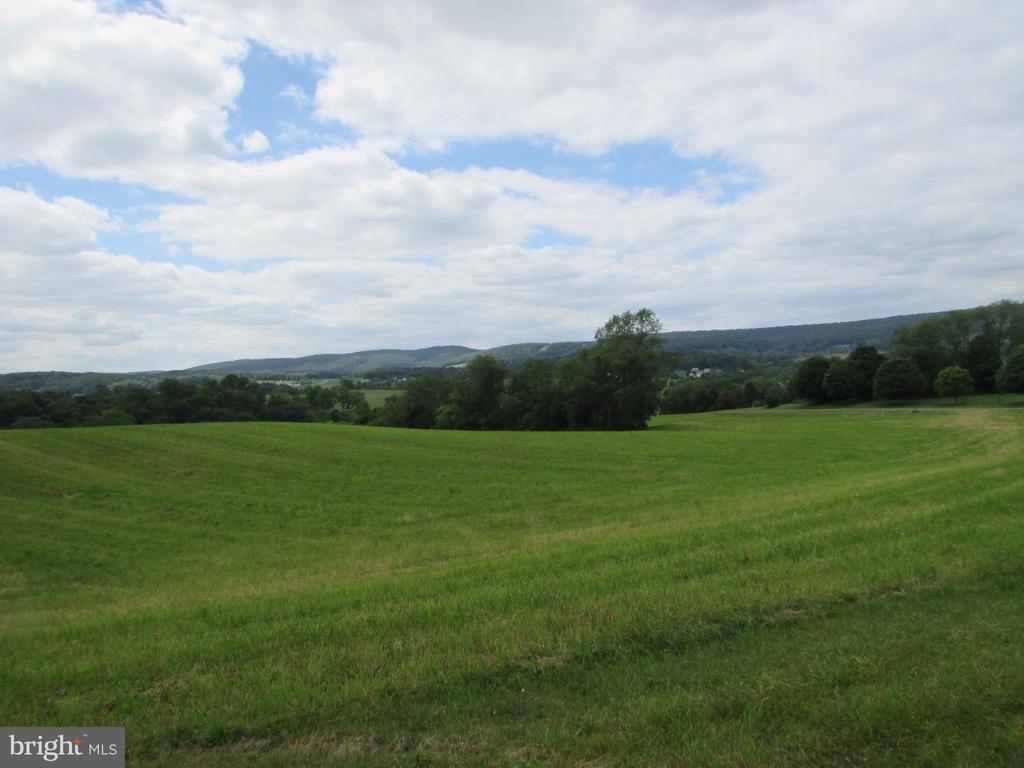 LOT 4 CLOVER HILL LANE