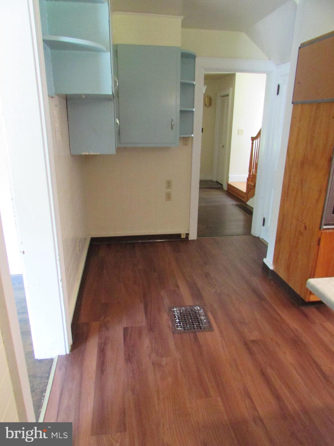 2606 SPRUCE CREEK ROAD