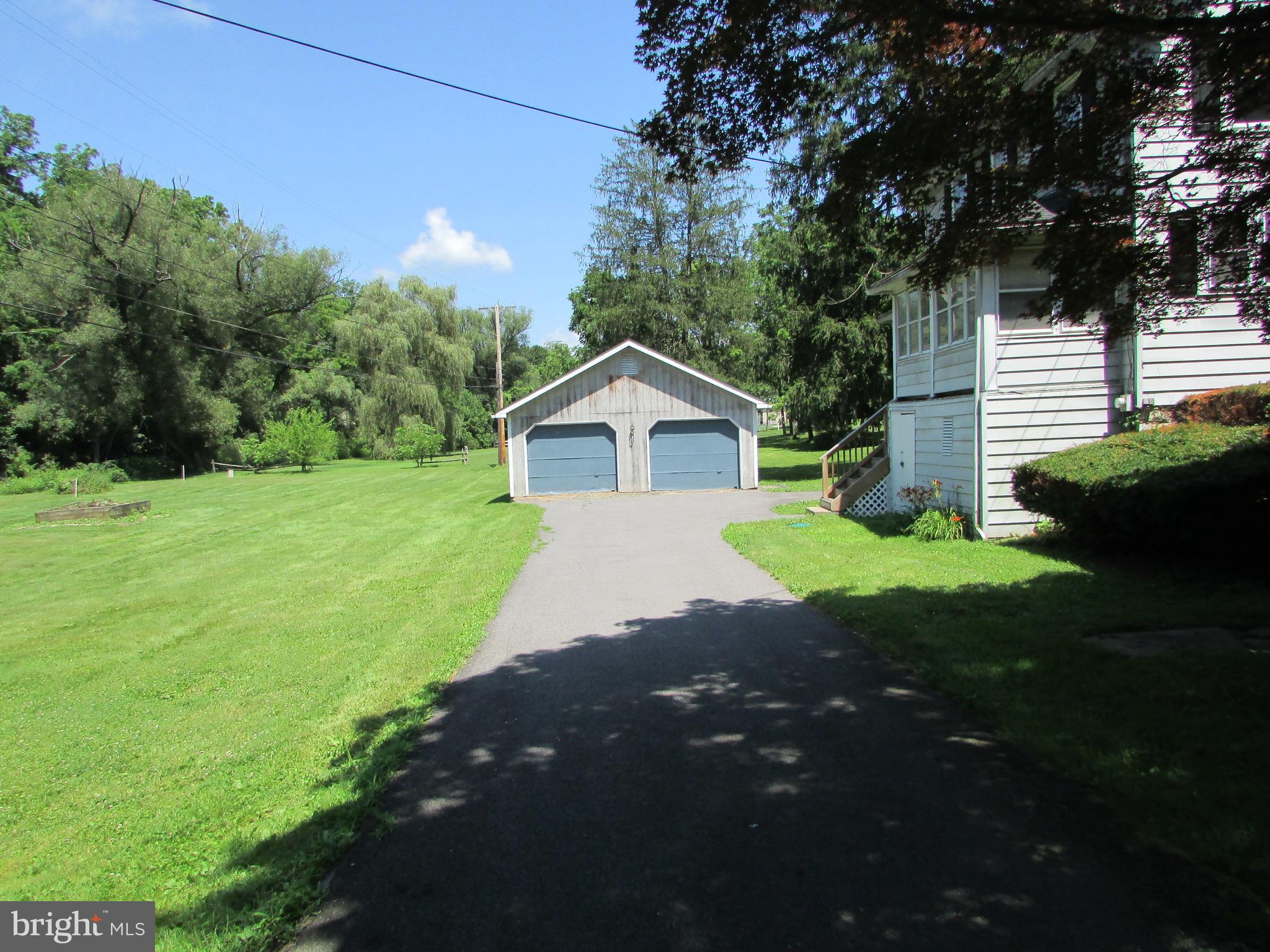 2606 SPRUCE CREEK ROAD