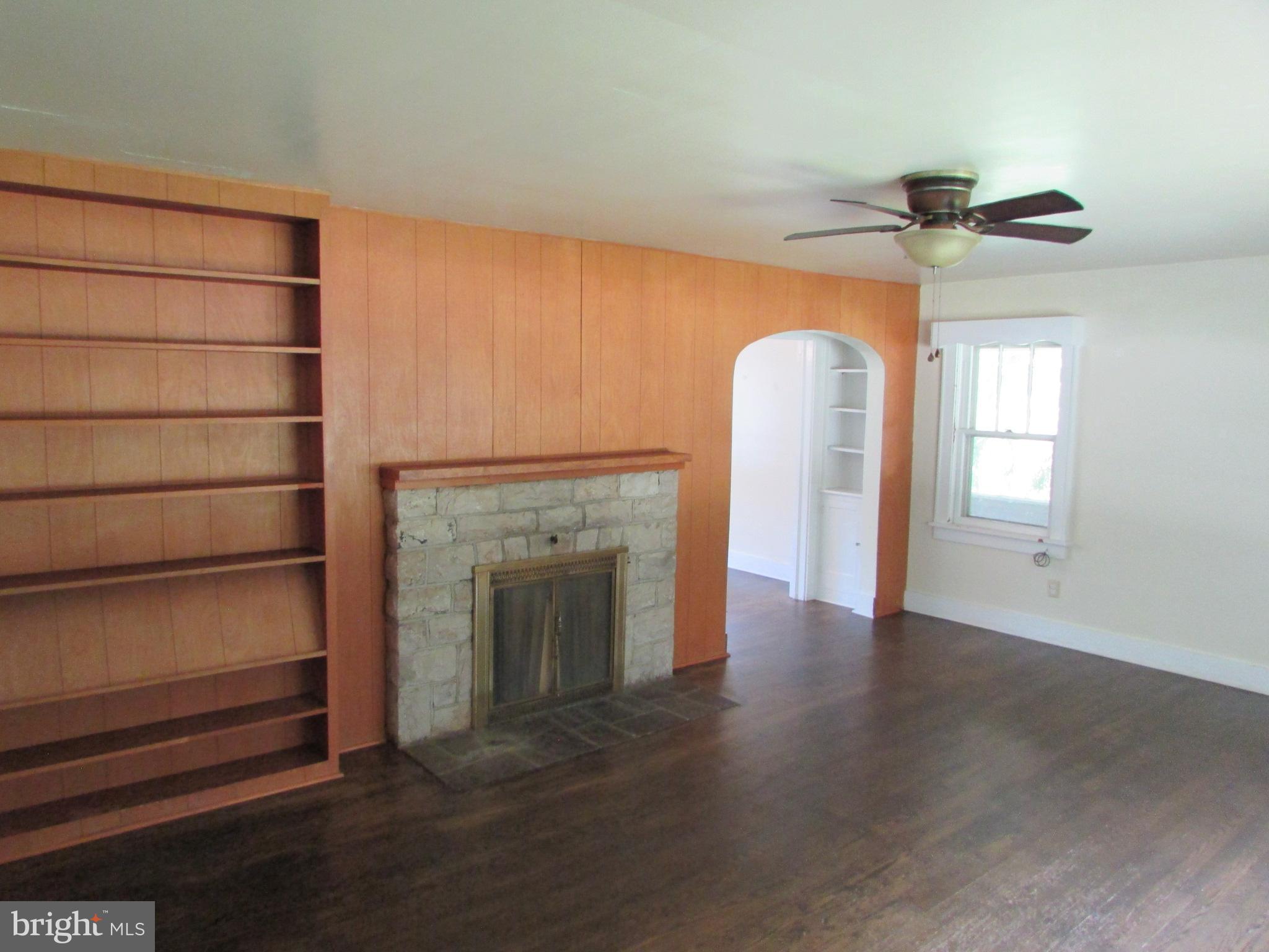 2606 SPRUCE CREEK ROAD