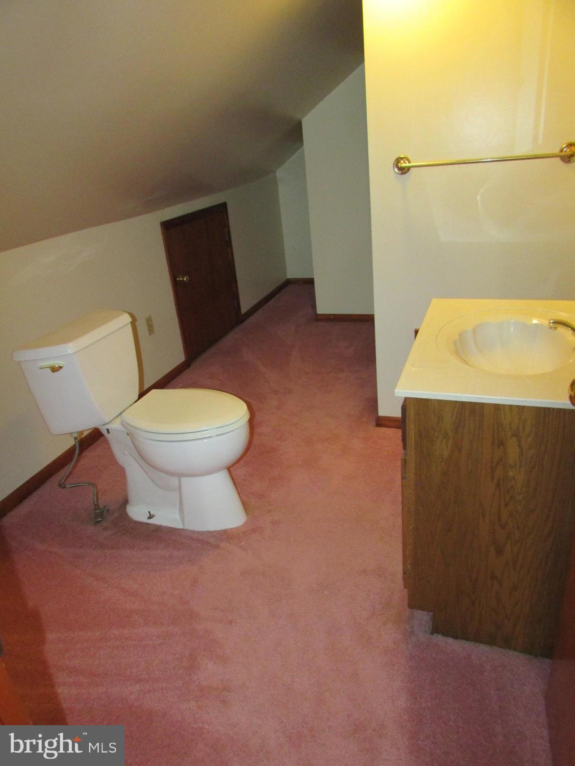 2606 SPRUCE CREEK ROAD