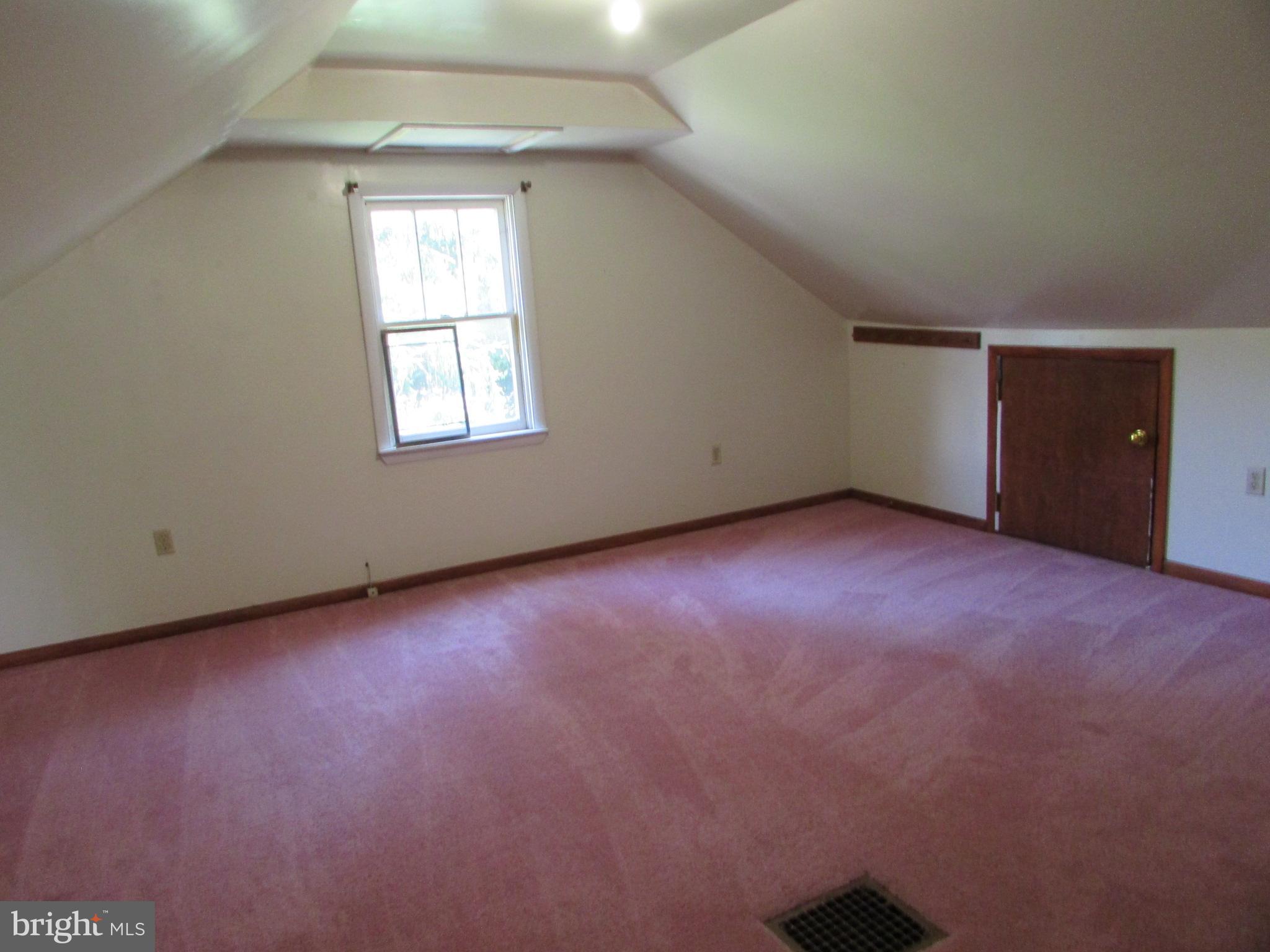 2606 SPRUCE CREEK ROAD