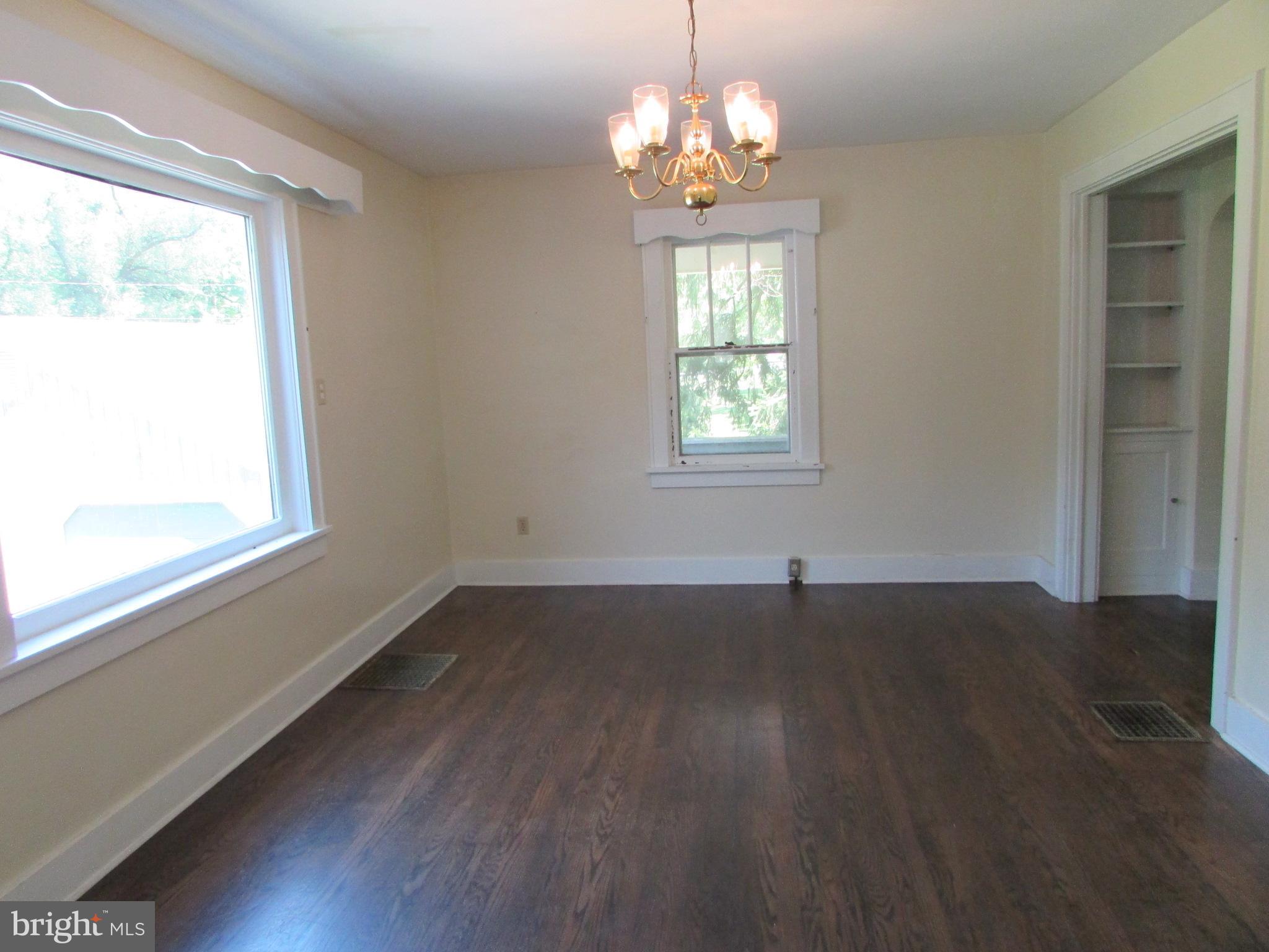 2606 SPRUCE CREEK ROAD