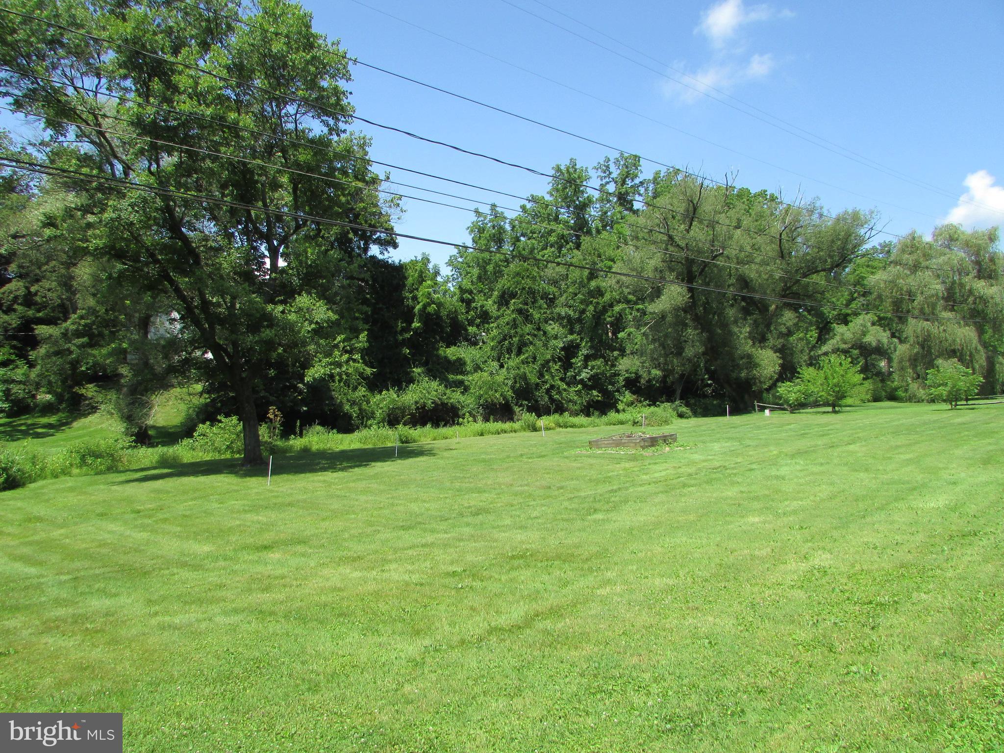 2606 SPRUCE CREEK ROAD