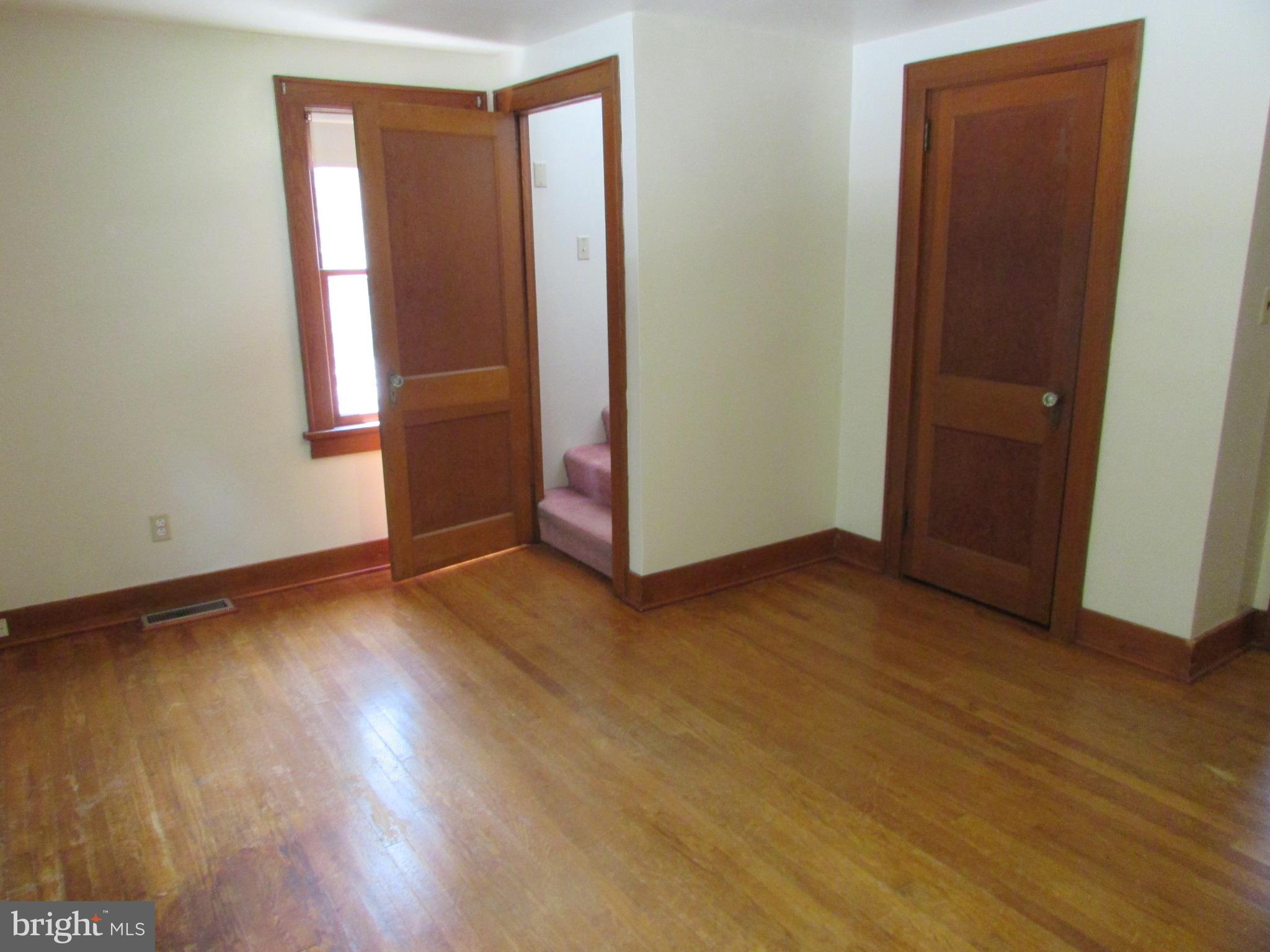 2606 SPRUCE CREEK ROAD