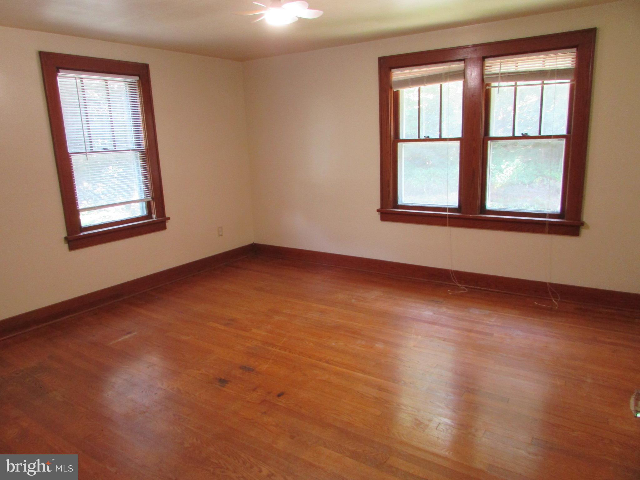 2606 SPRUCE CREEK ROAD