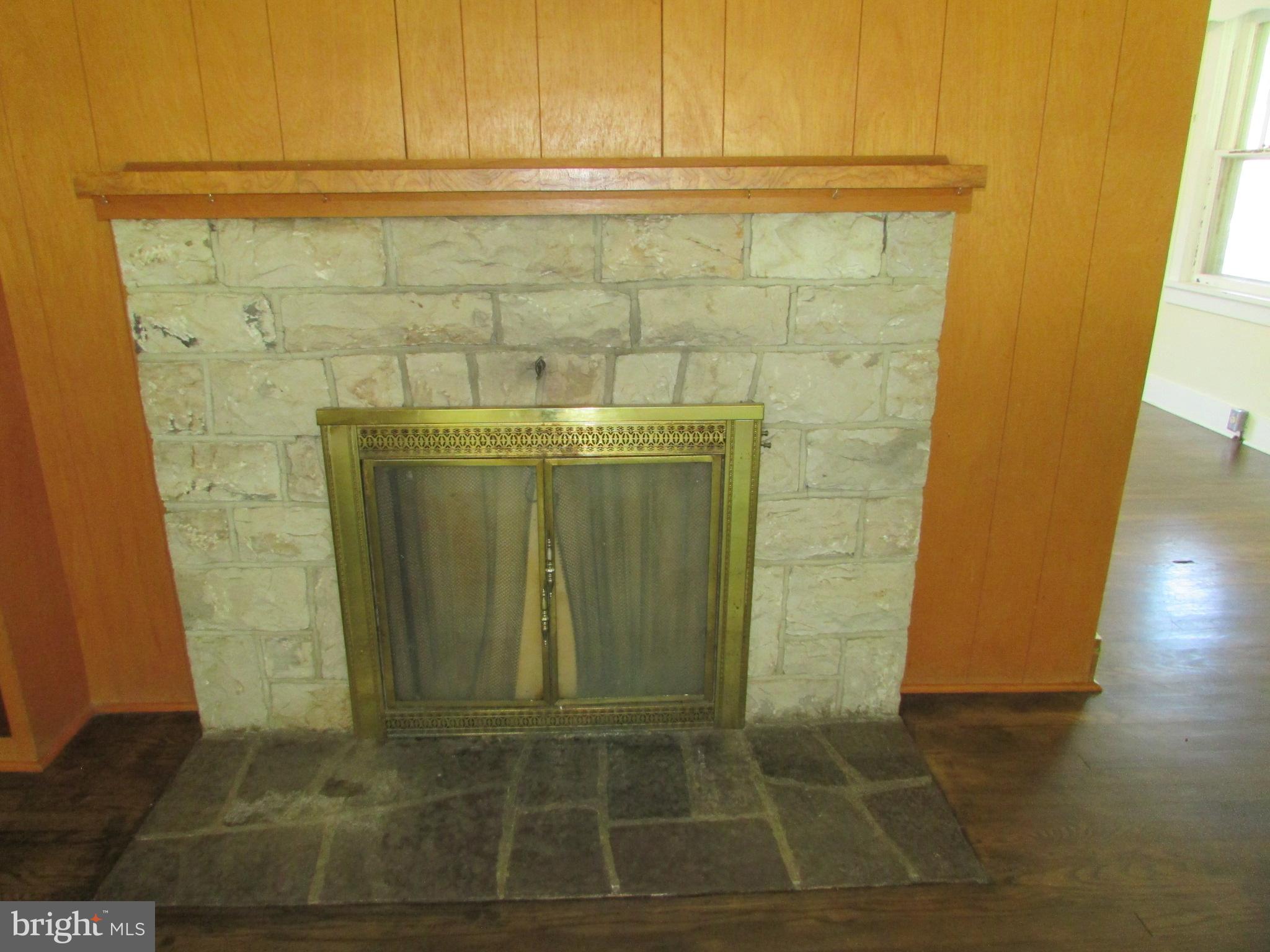 2606 SPRUCE CREEK ROAD