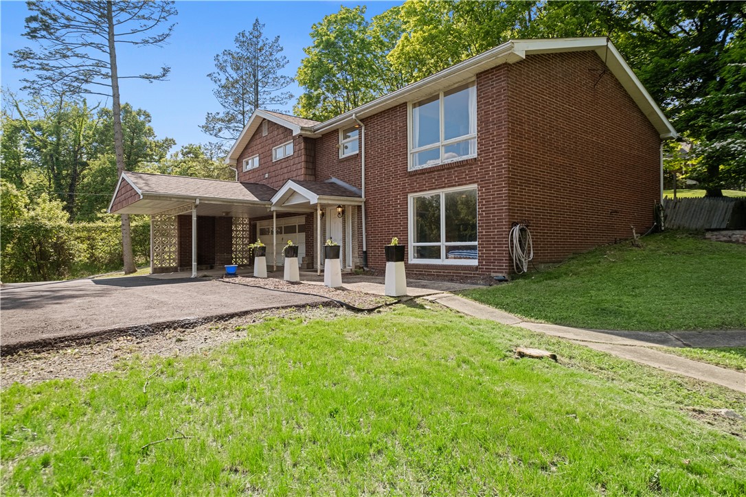447 Hulton Road
