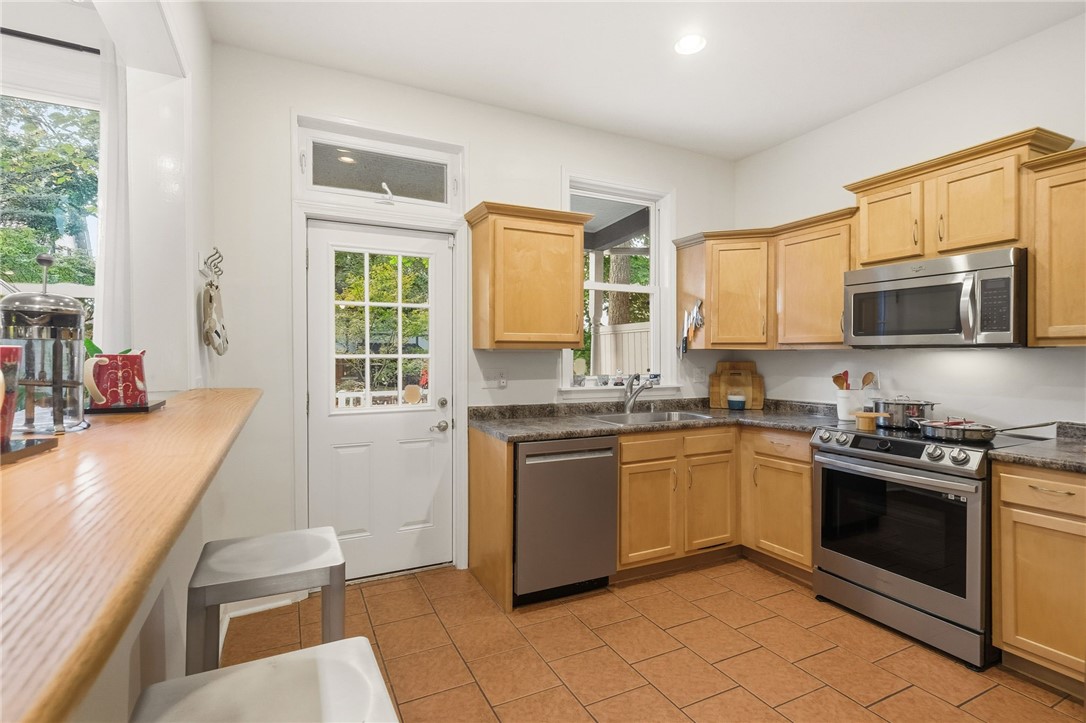 1127 Portland