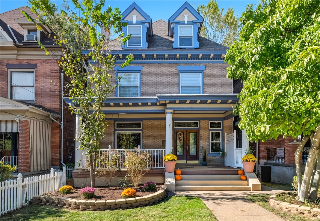 1127 Portland