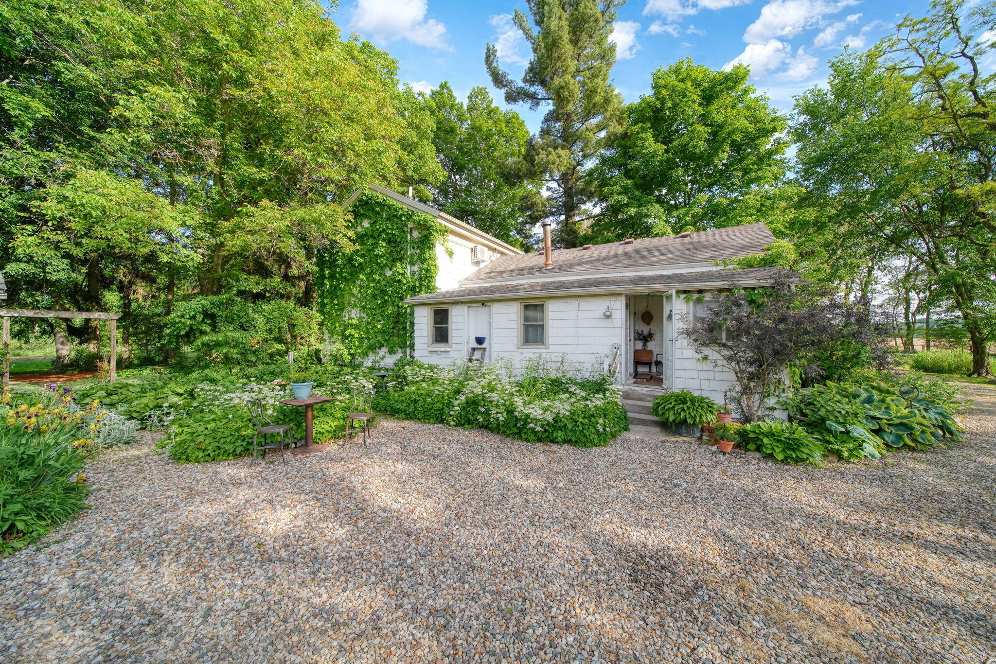 11242 Devereaux Road
