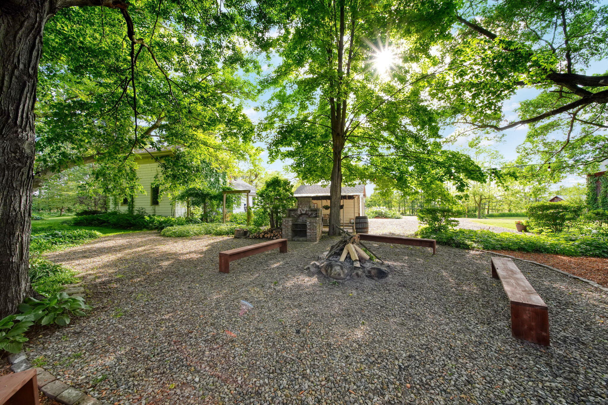 11242 Devereaux Road