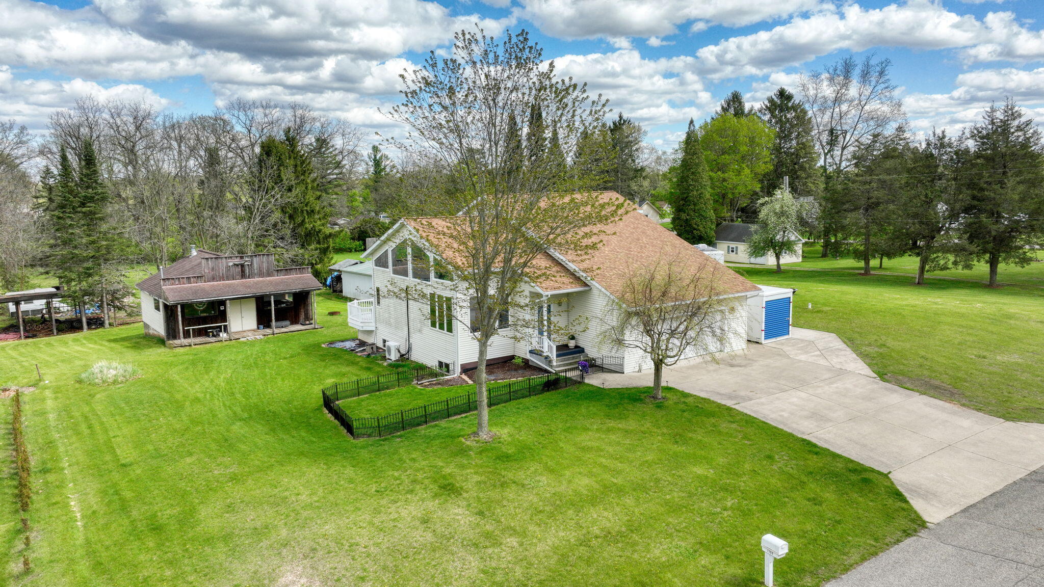 7155 Bayview Road