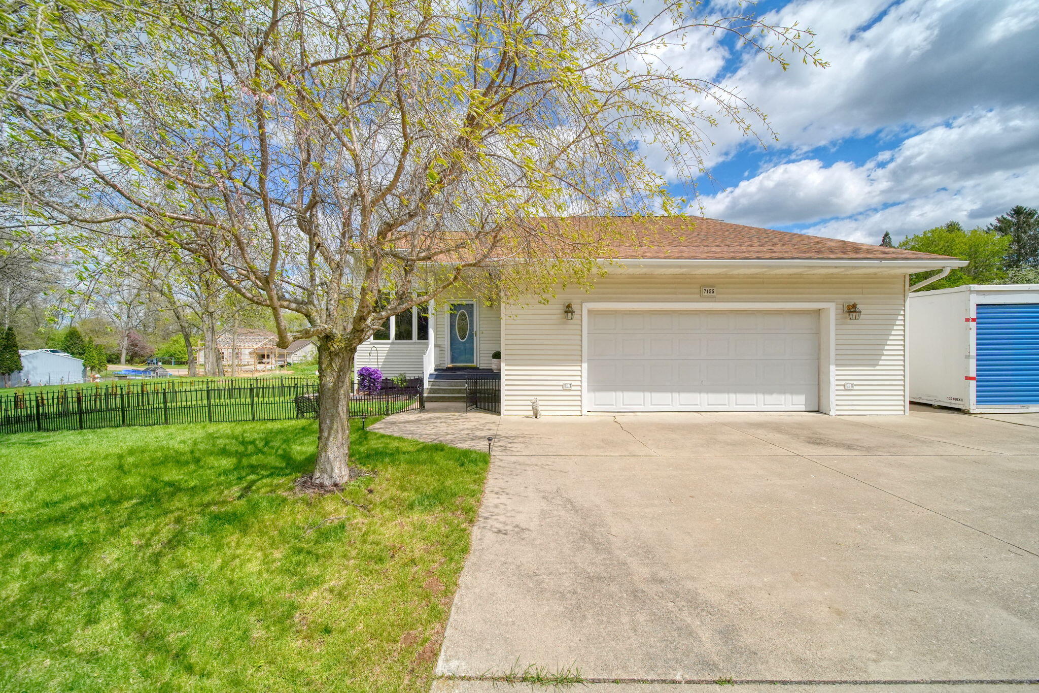 7155 Bayview Road