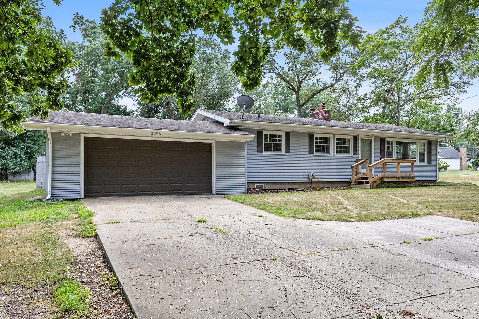 5225 Merriman Road