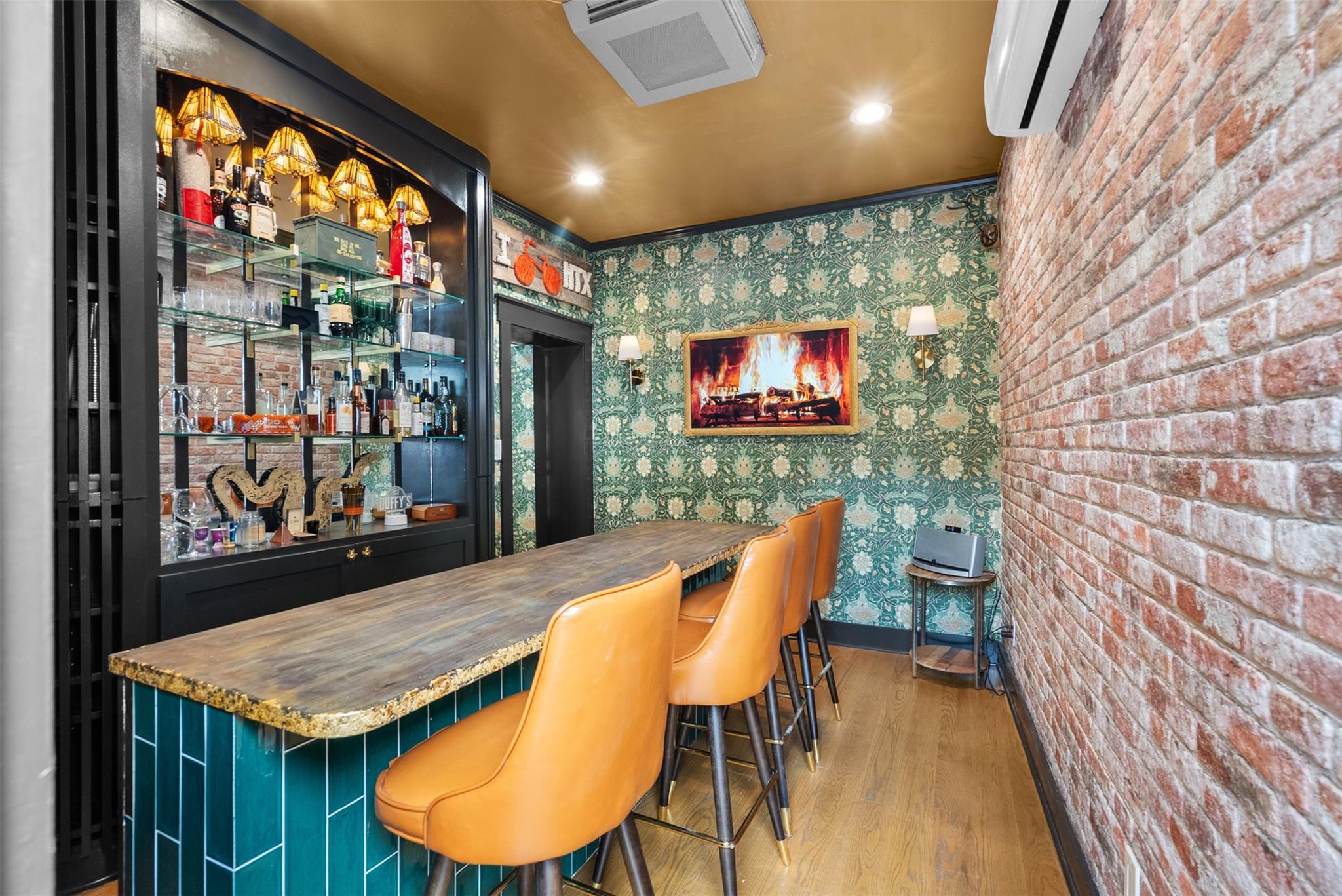 4503 Mckinney Street