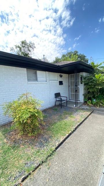 222 Caplin Street