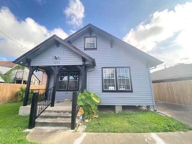 1305 Munger Street