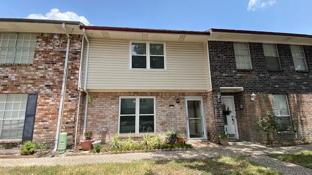 1831 Sherwood Forest Street # 28