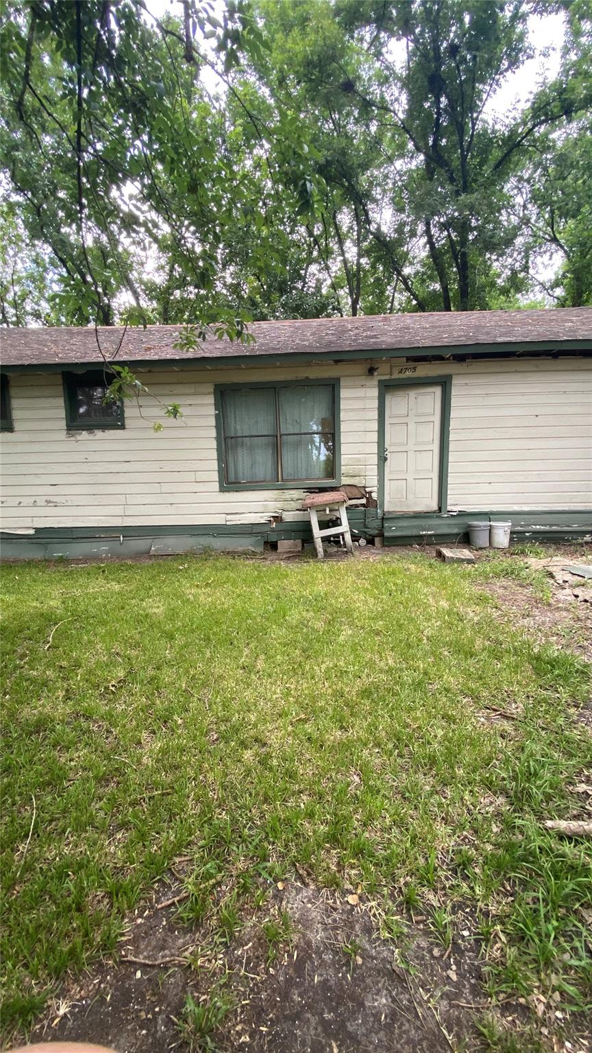 4705 Glengarry Road