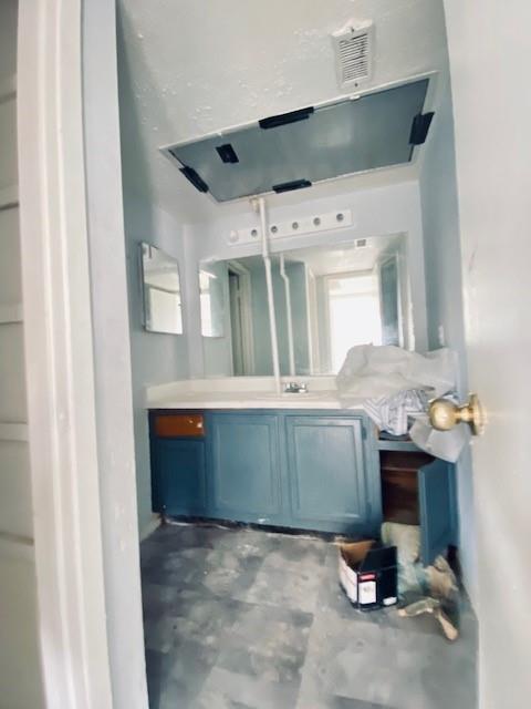 7313 Gulf Freeway # 1109