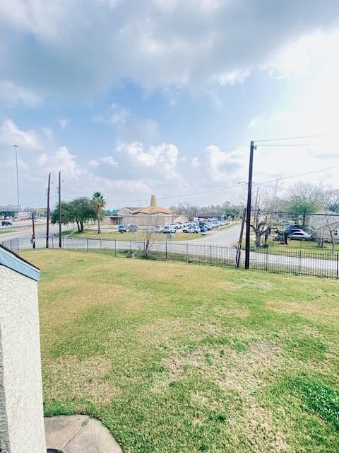 7313 Gulf Freeway # 1109