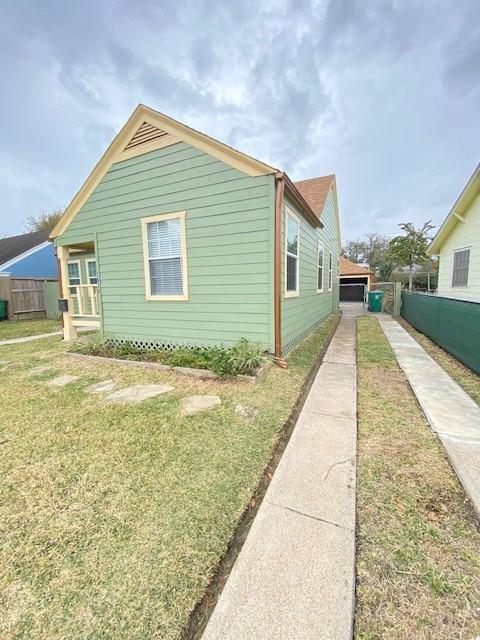 2030 Palo Alto Street