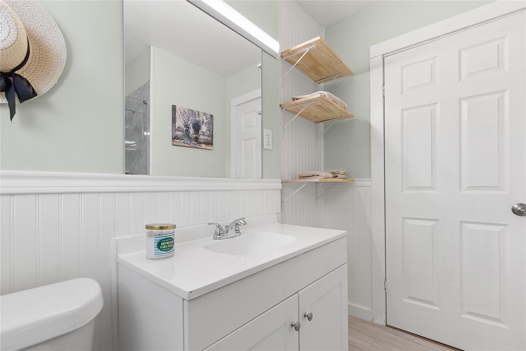 2030 Palo Alto Street