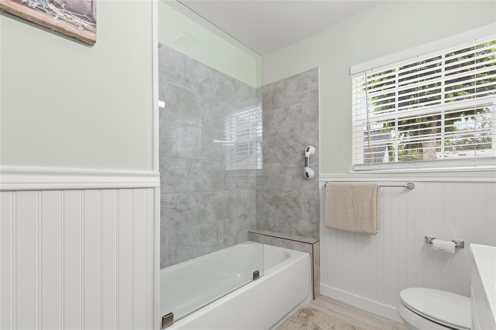 2030 Palo Alto Street