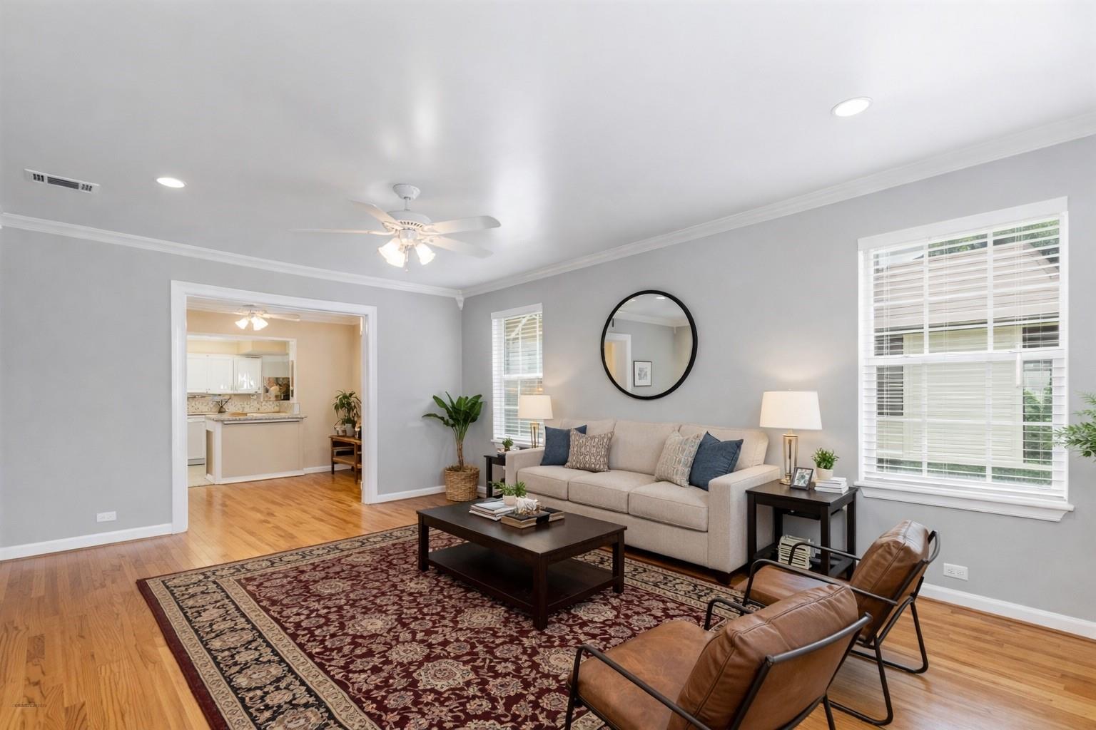 2030 Palo Alto Street