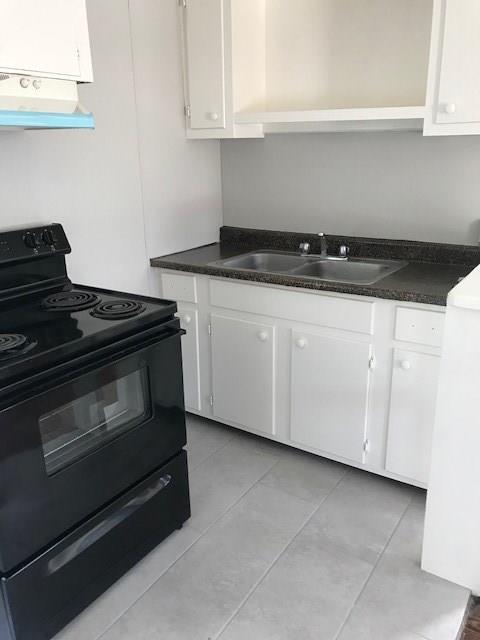 4625 Bell Street Unit: 1/2