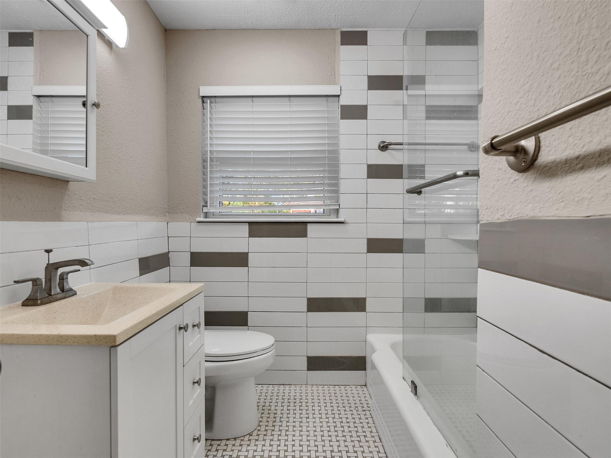 219 E Janisch Road, Houston