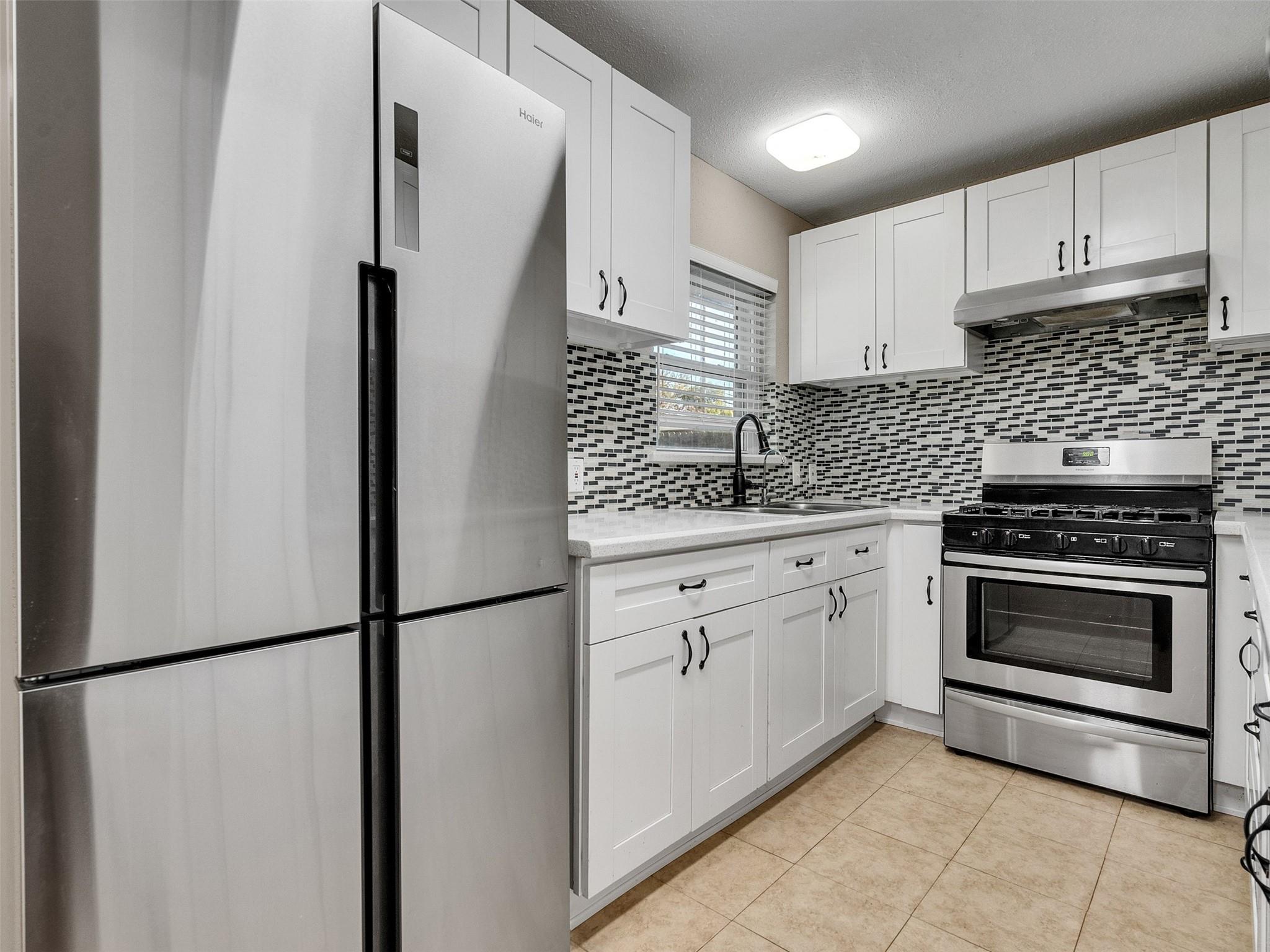 219 E Janisch Road, Houston