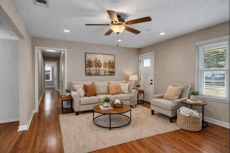 219 E Janisch Road, Houston