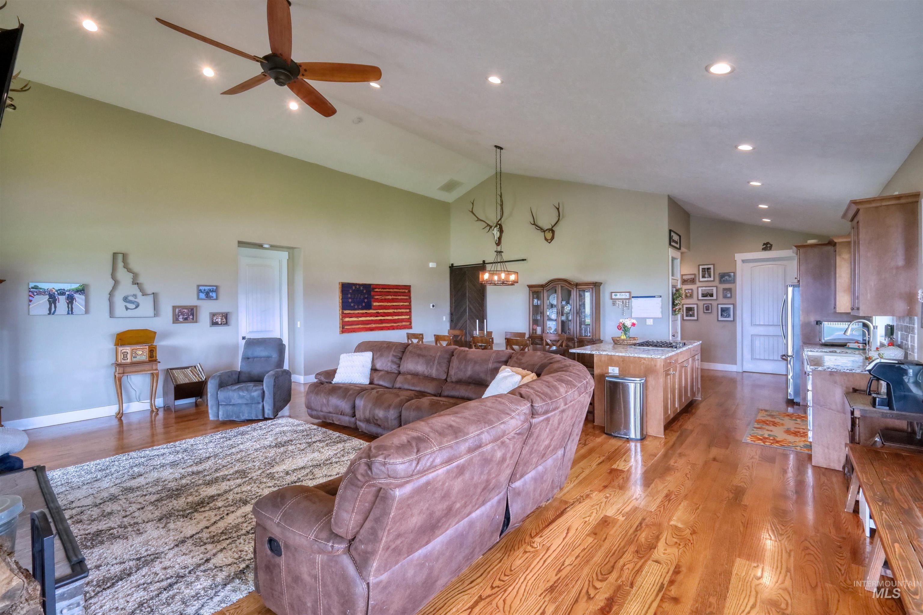 21907 Upper Pleasant Ridge Road