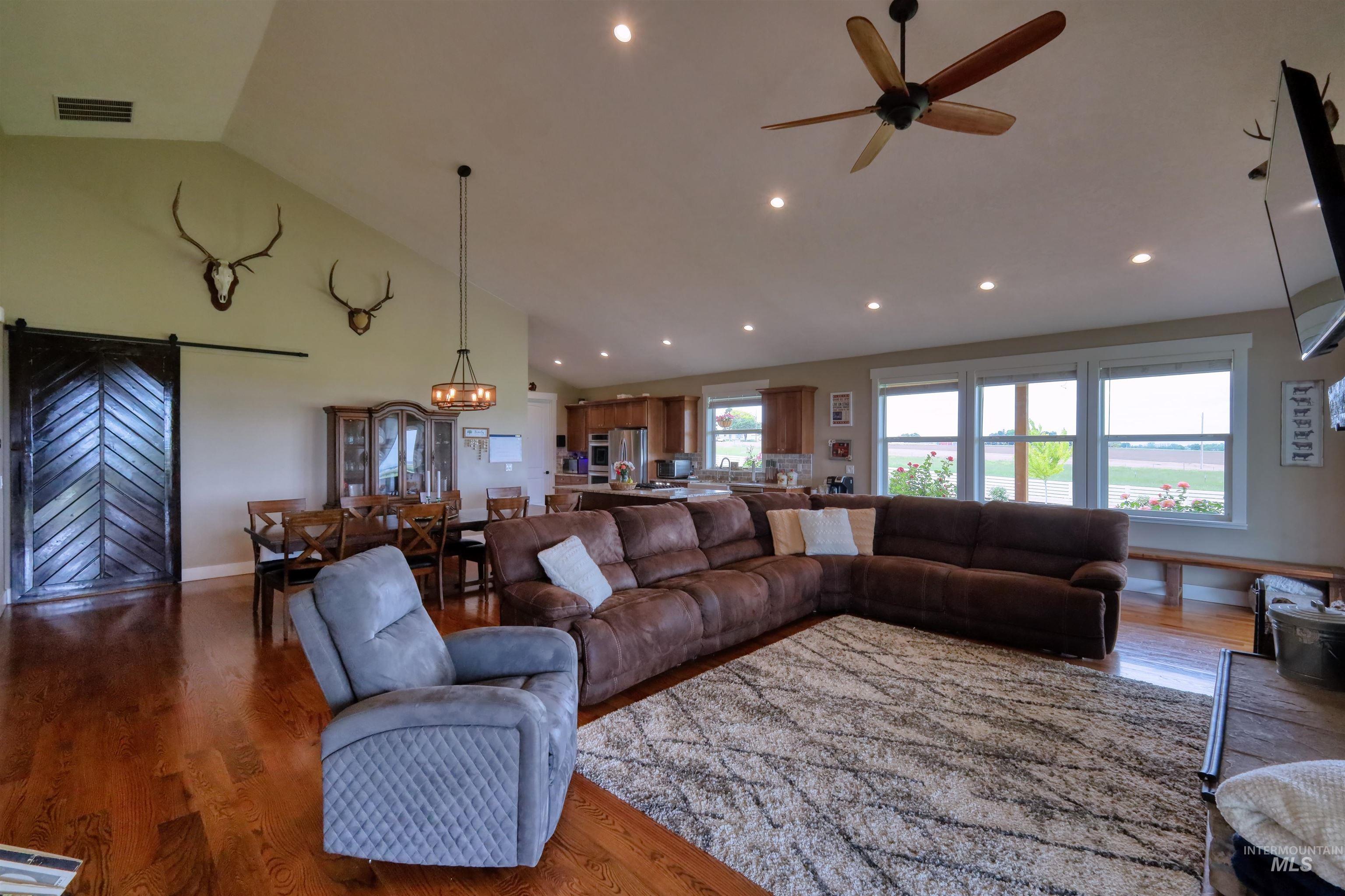 21907 Upper Pleasant Ridge Road