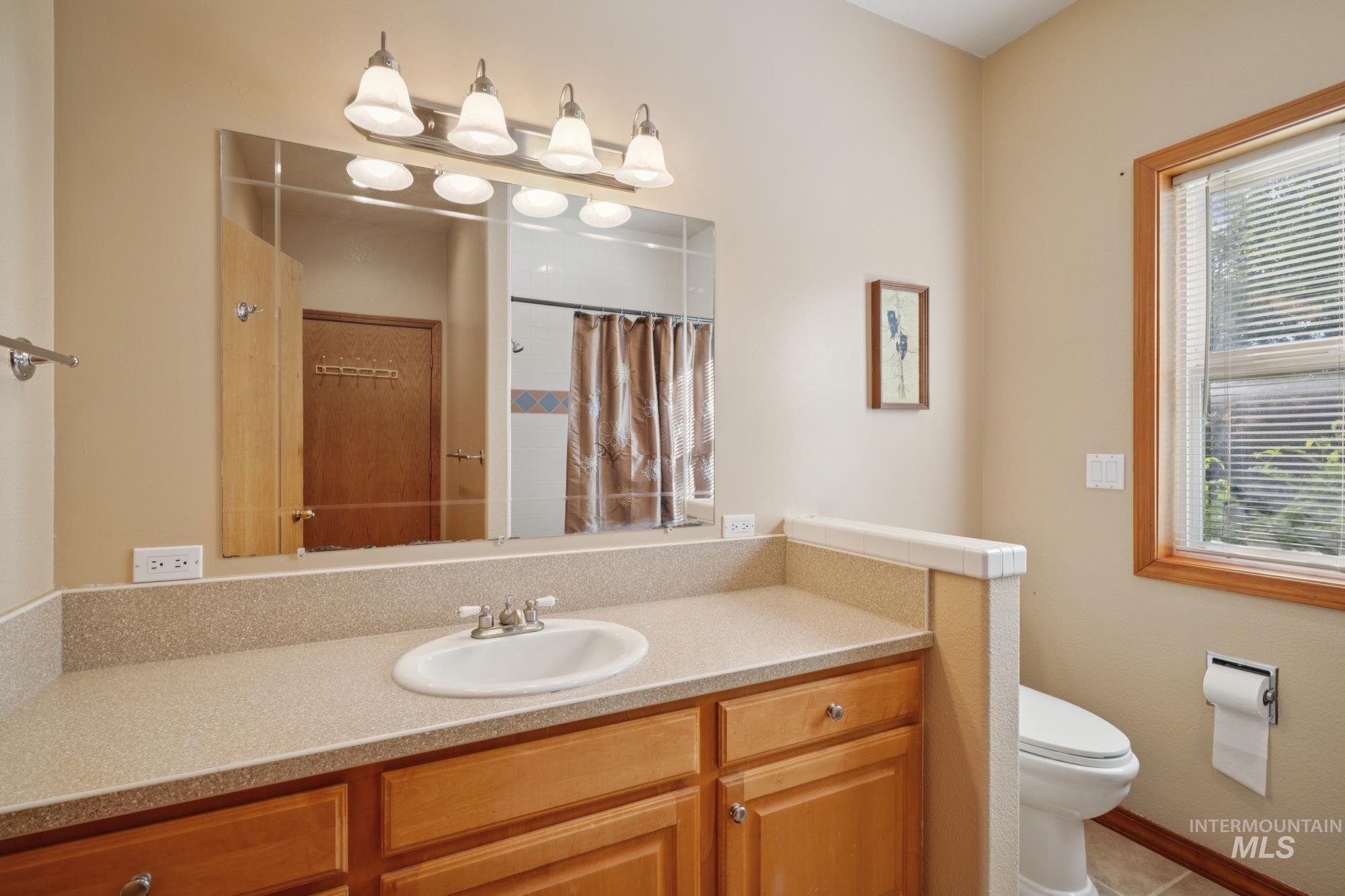17740 Liberty View