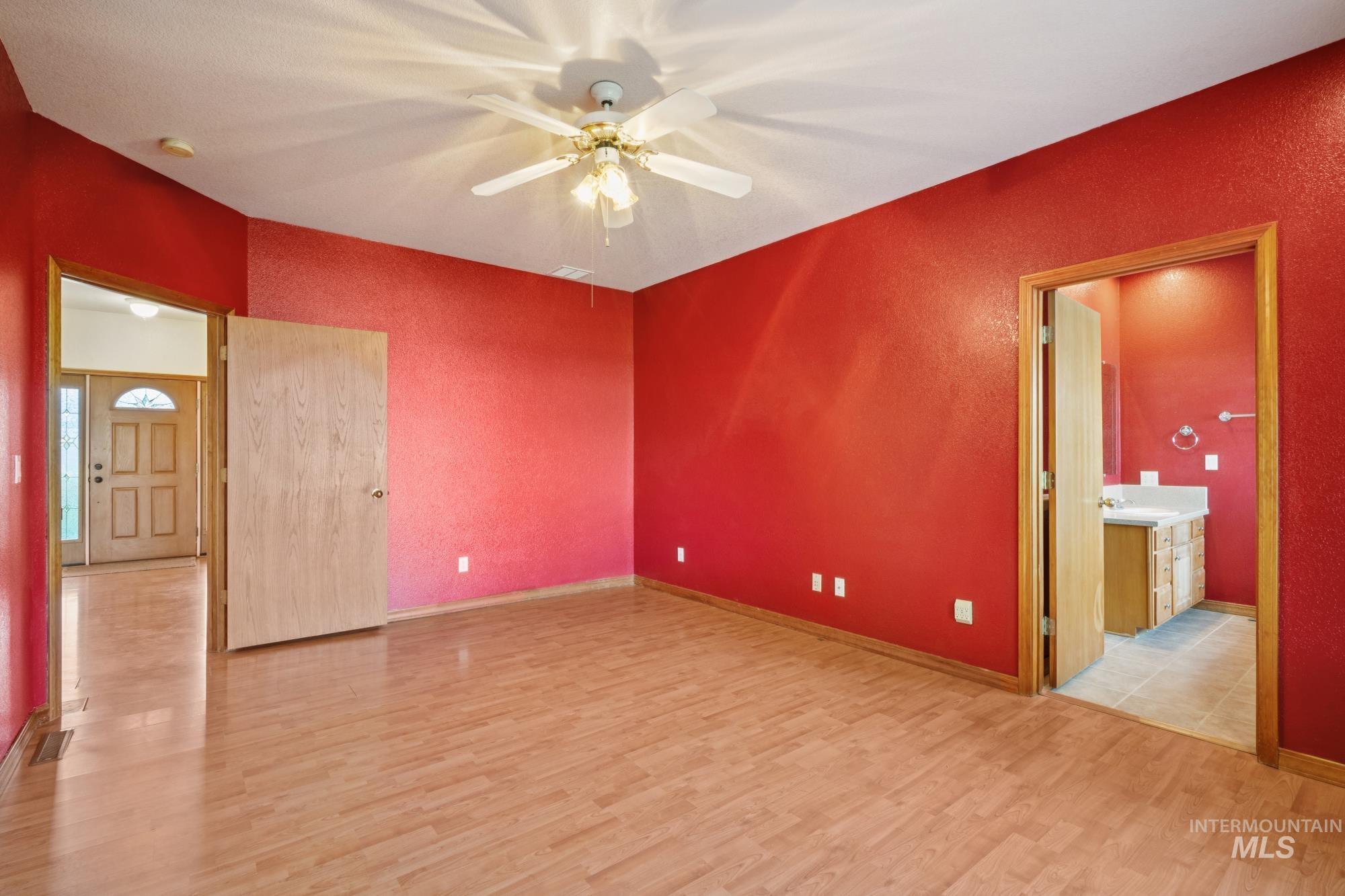 17740 Liberty View