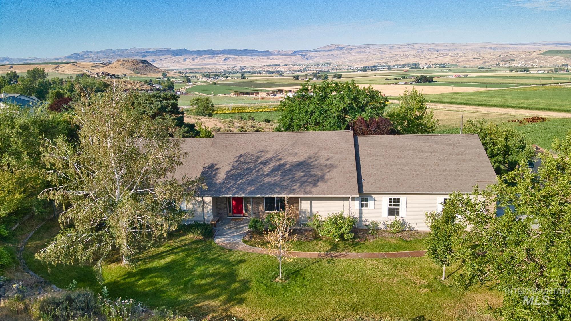 17740 Liberty View