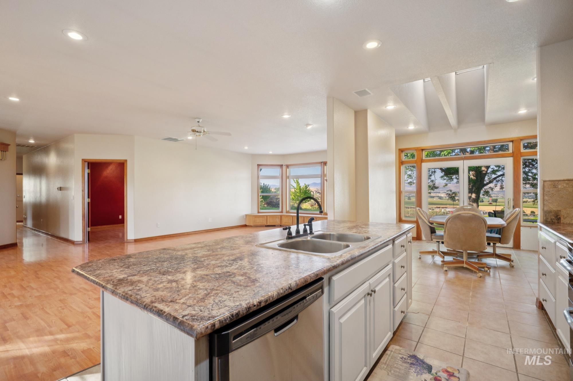 17740 Liberty View