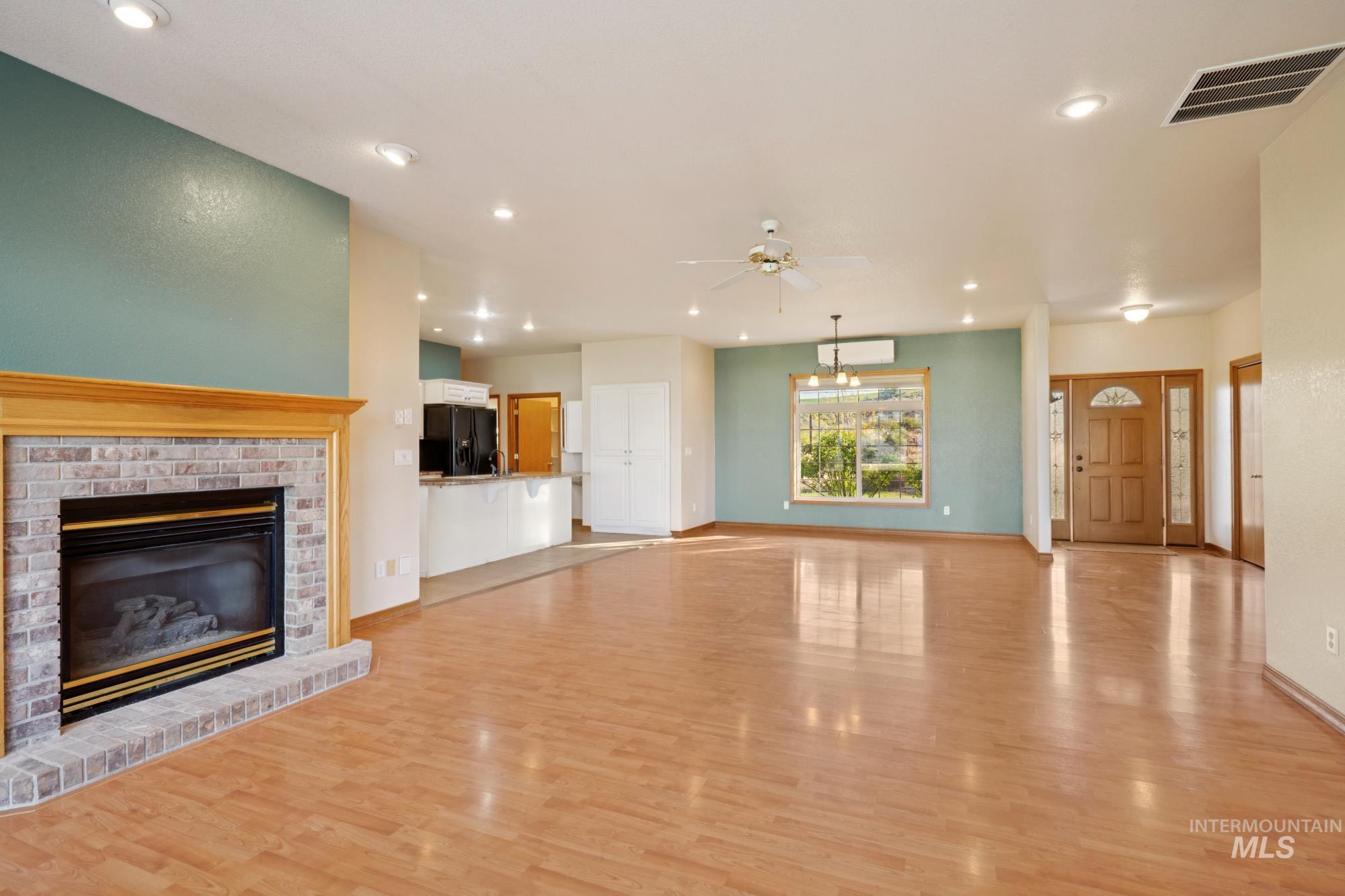 17740 Liberty View