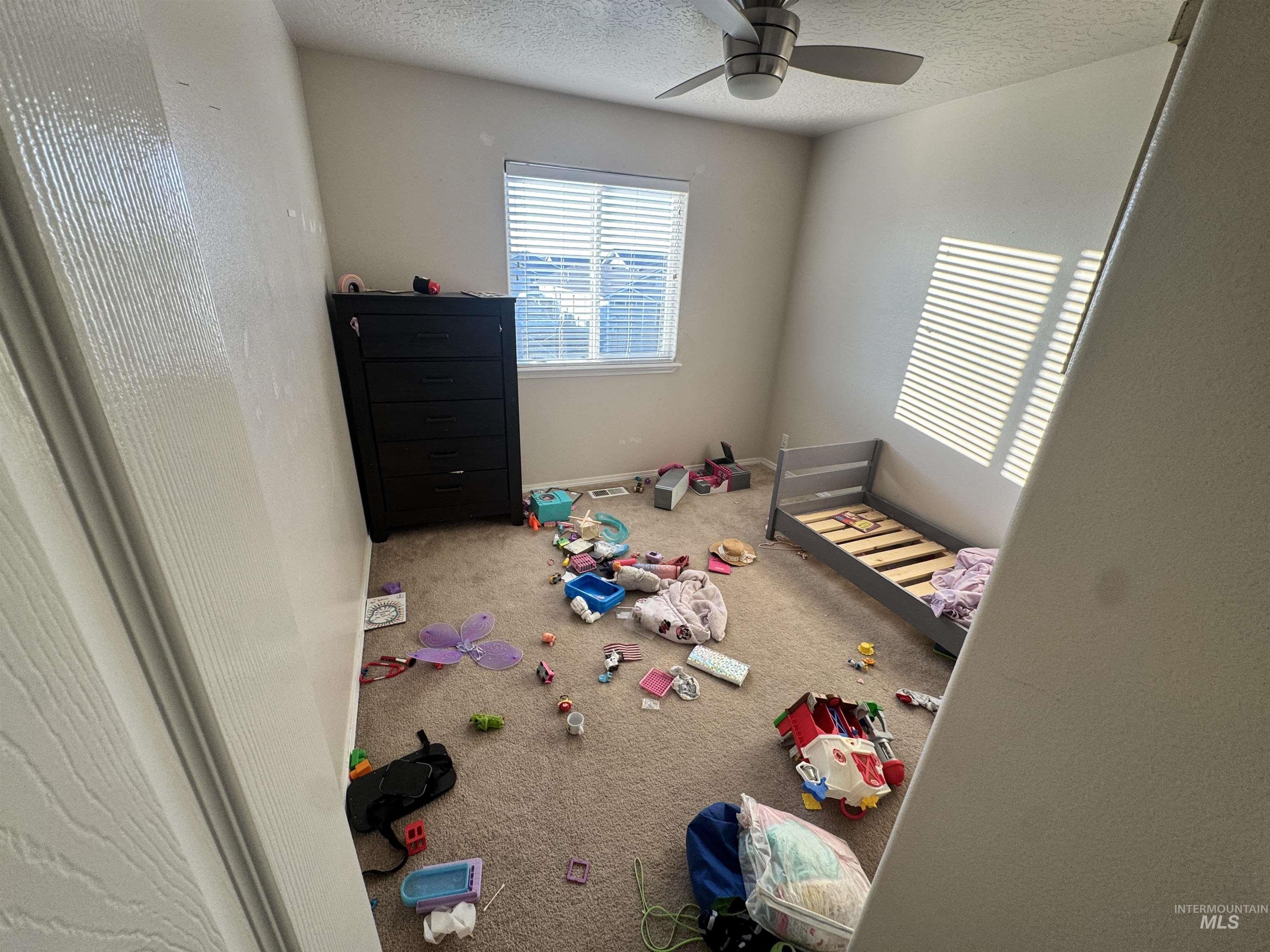 19613 Commonwealth Ave