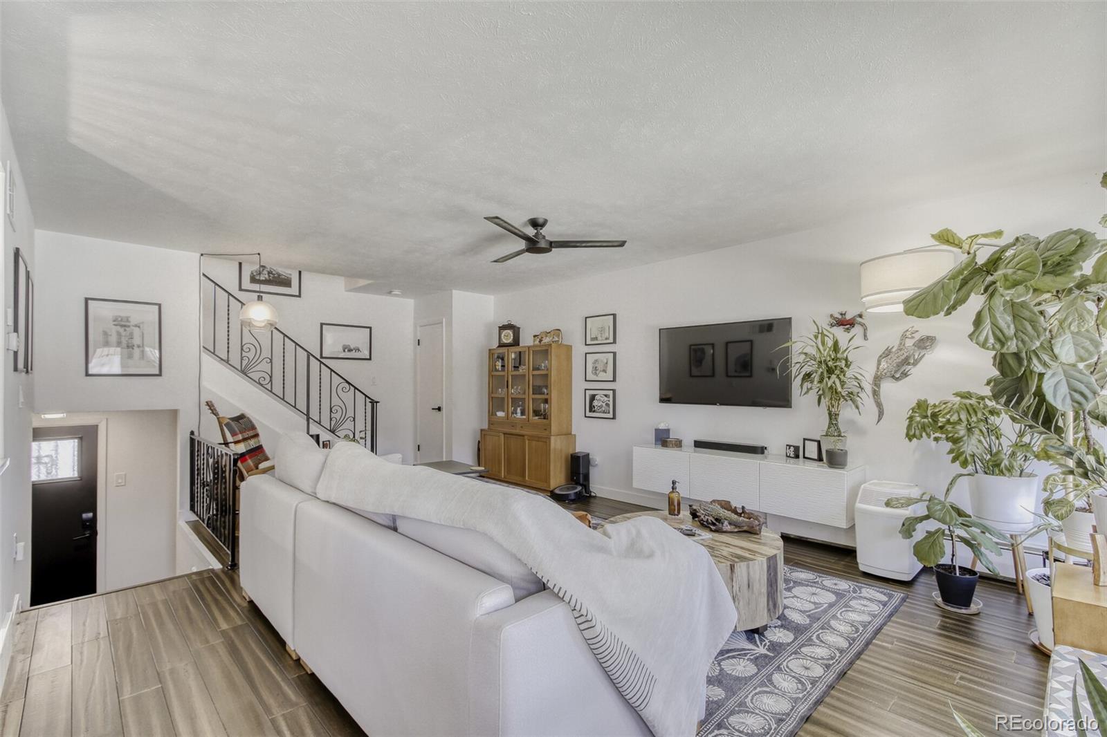 12820 Willow Lane Unit: 12