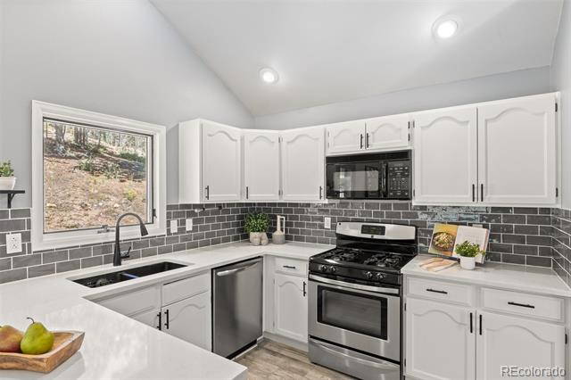 28100 Stonecrop Trail